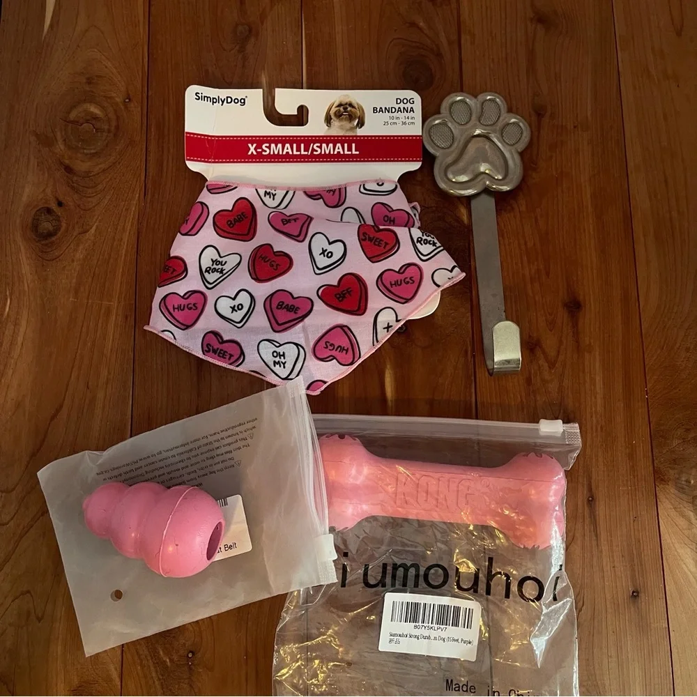 NEW DOG KONGA KONG BONES TOYS SCARFS SMALL DOGS PINK PAW HOOK